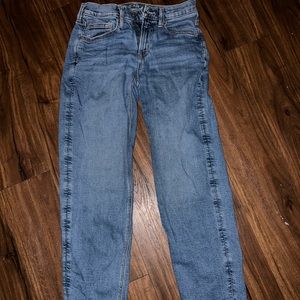 American Eagle Mom Jeans